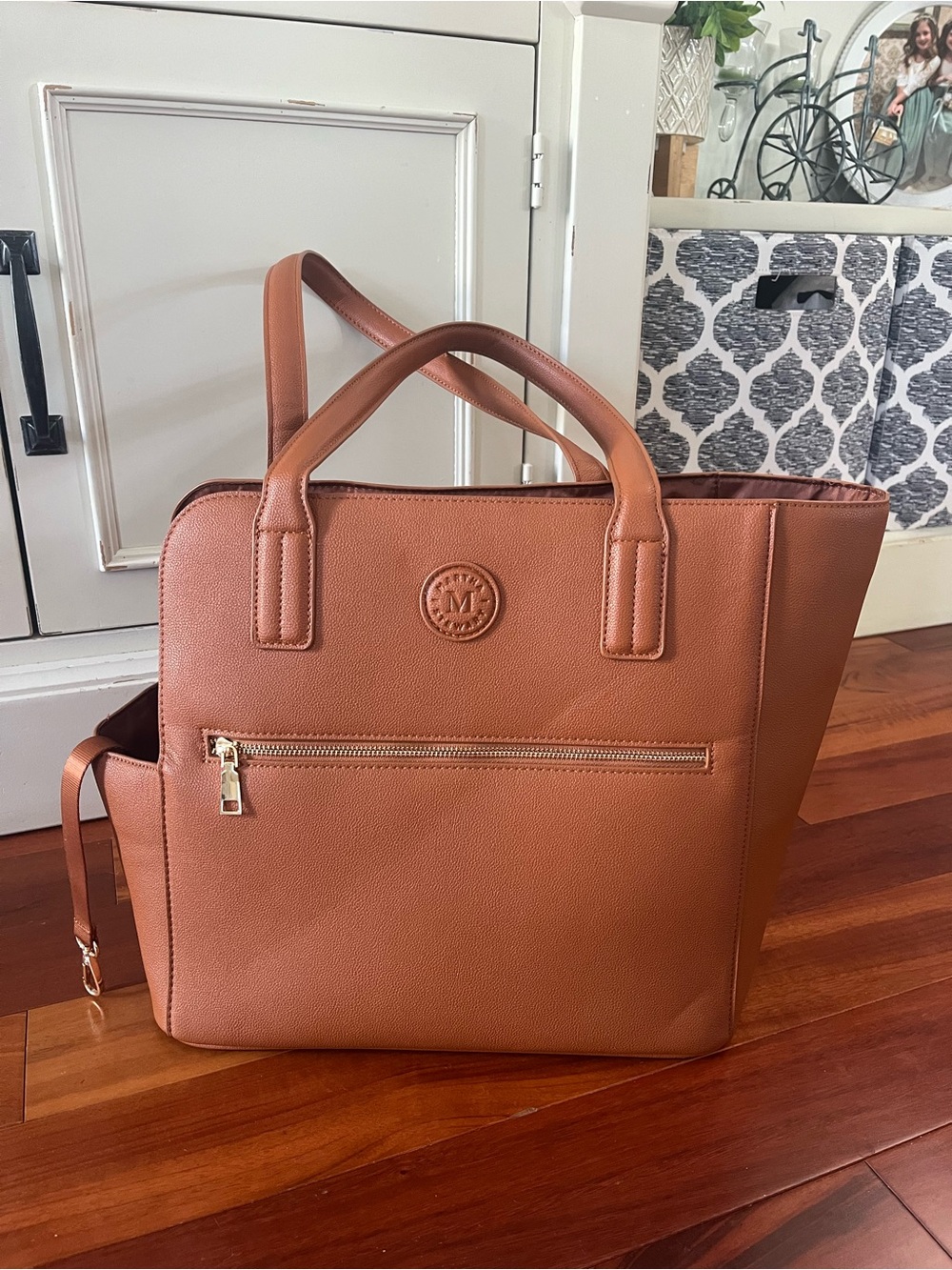 Martha Stewart Cognac Dog Tote Bag Carrier with Front Zip Pocket - NWOT